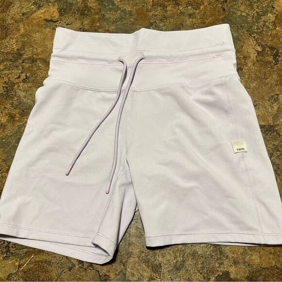 VUORI Daily Bike Short in Opal Lilac Size Small - Picture 4 of 9